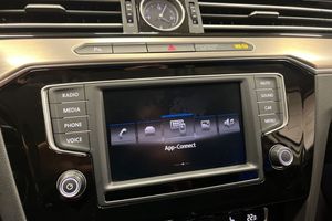 Volkswagen Passat bild 21