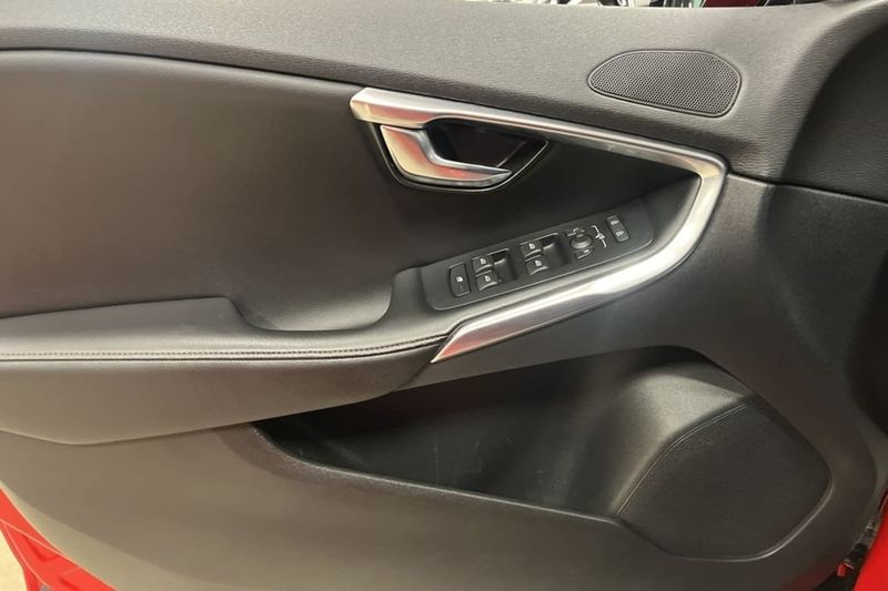 Volvo V40 bild 15