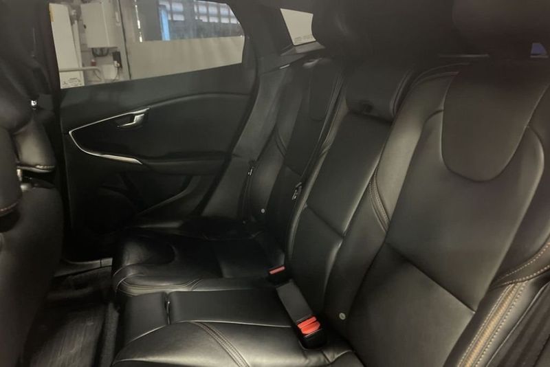 Volvo V40 bild 8