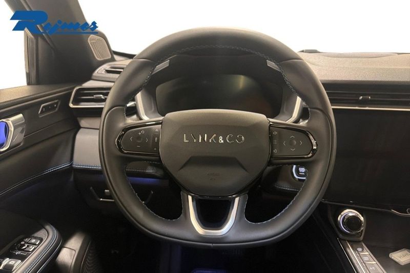 Lynk & Co 01 bild 8