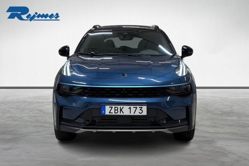 Lynk & Co 01 bild 16