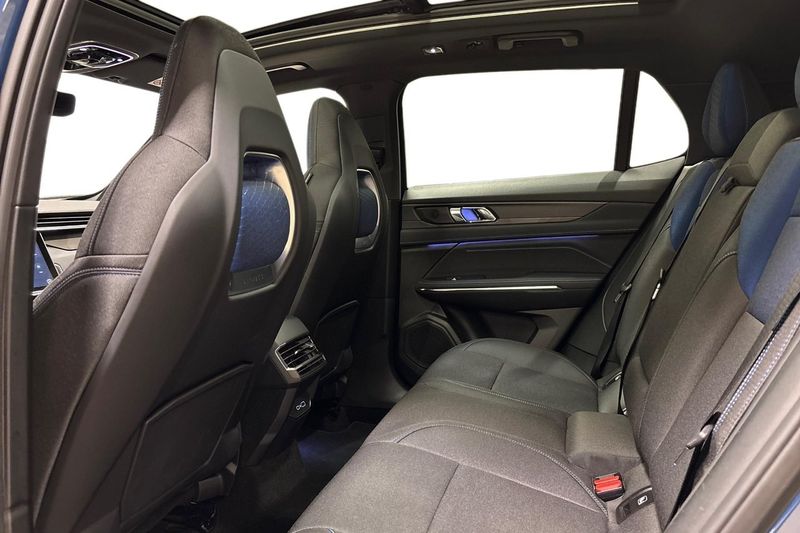Lynk & Co 01 bild 8