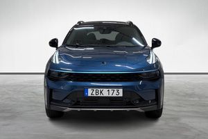 Lynk & Co 01 bild 16