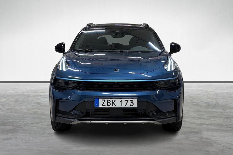 Lynk & Co 01 bild 16