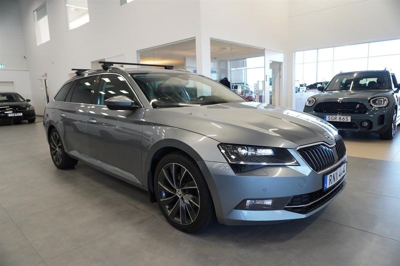 Skoda Superb bild 4