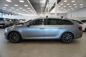 Skoda Superb bild 3