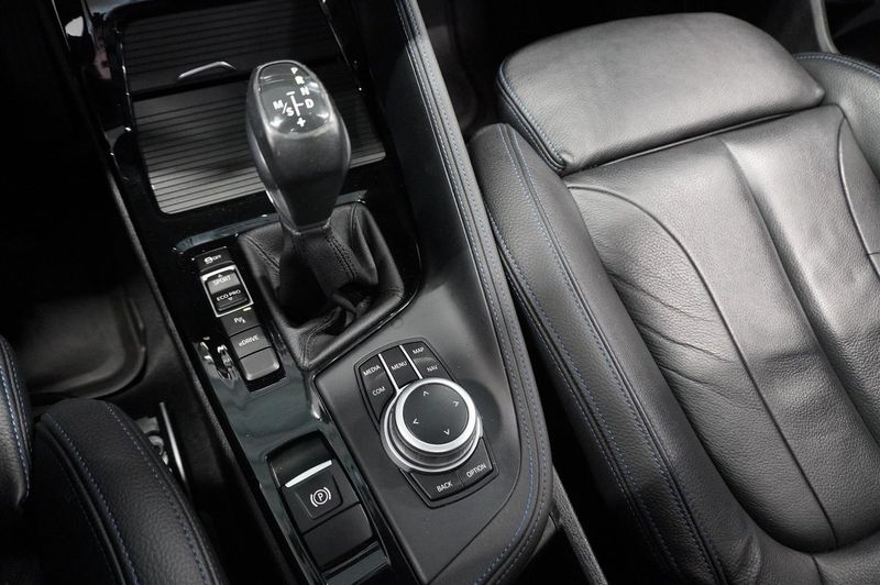 BMW X1 bild 15