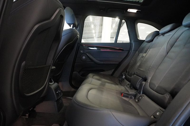 BMW X1 bild 10