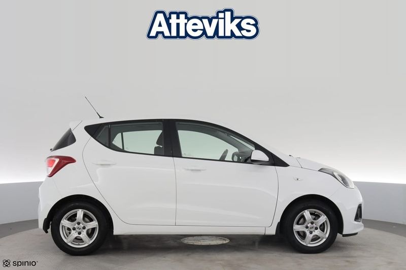 Hyundai i10 bild 2