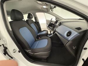 Hyundai i10 bild 12