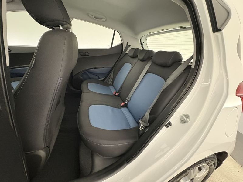 Hyundai i10 bild 9