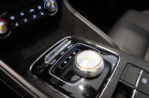 MG ZS EV bild 8