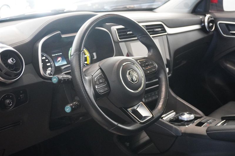 MG ZS EV bild 2