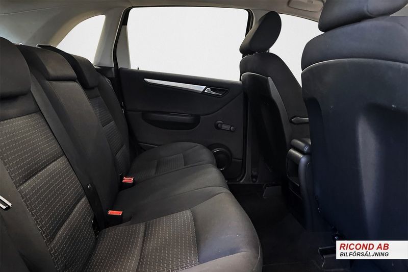 Mercedes B180 bild 12