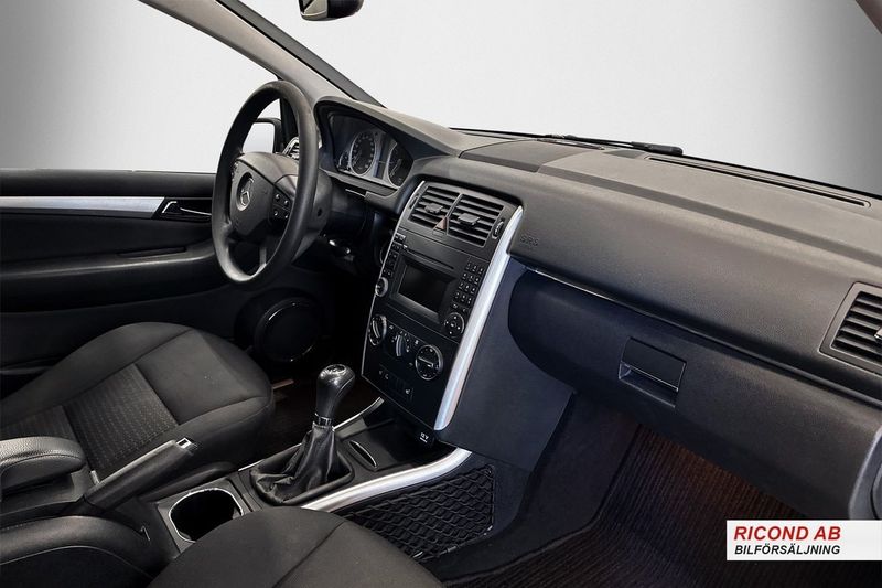 Mercedes B180 bild 10