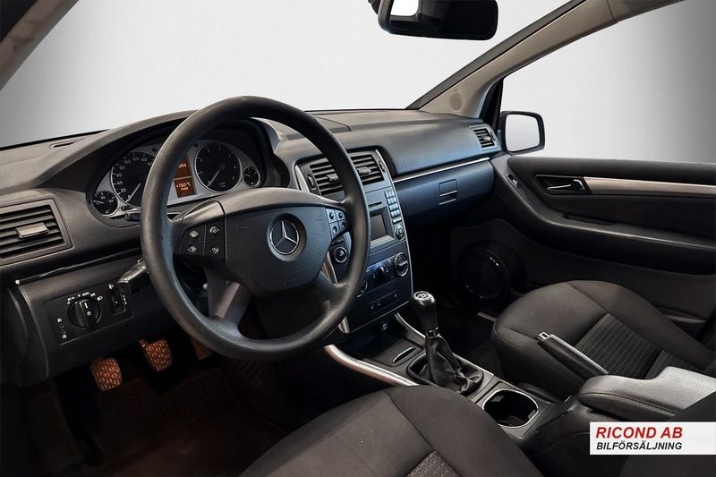 Mercedes B180 bild 11