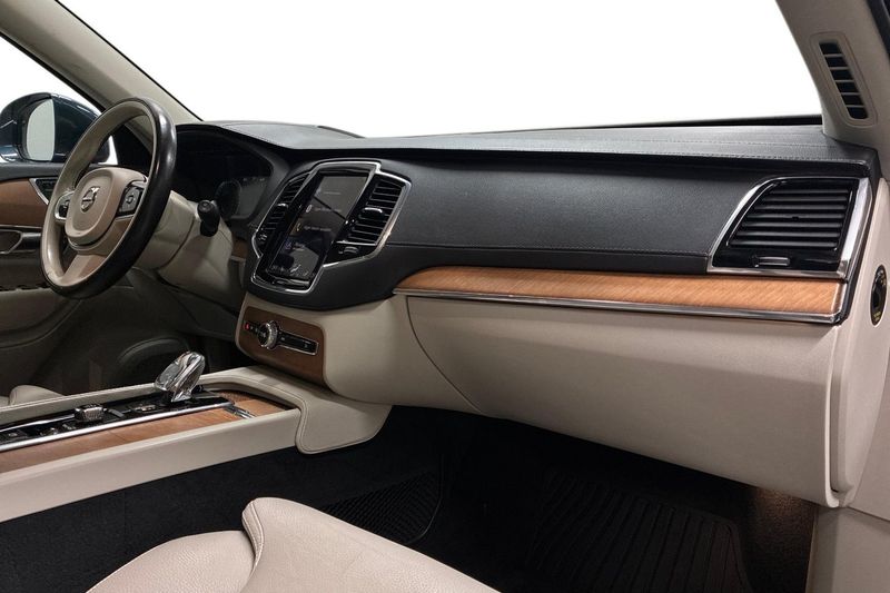 Volvo XC90 bild 16