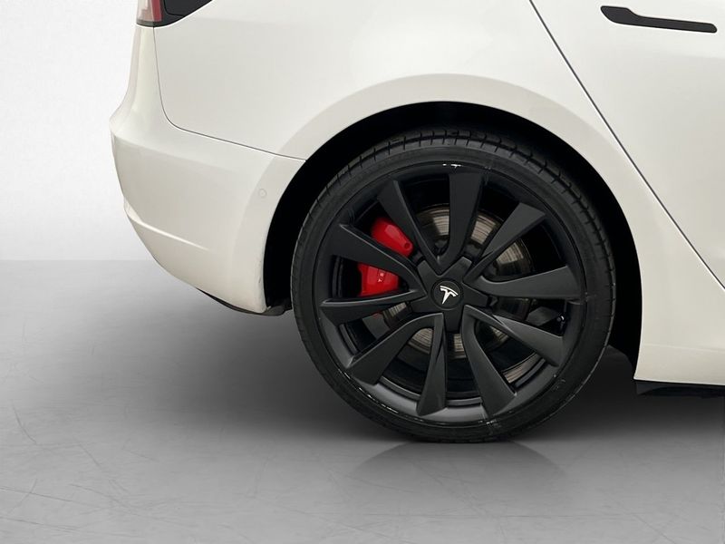 Tesla Model 3 bild 30