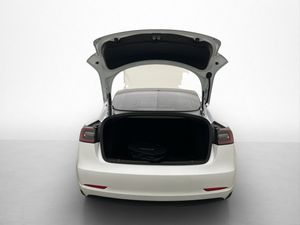 Tesla Model 3 bild 10