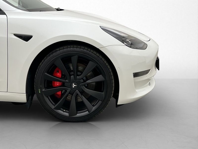Tesla Model 3 bild 31
