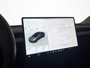 Tesla Model 3 bild 24