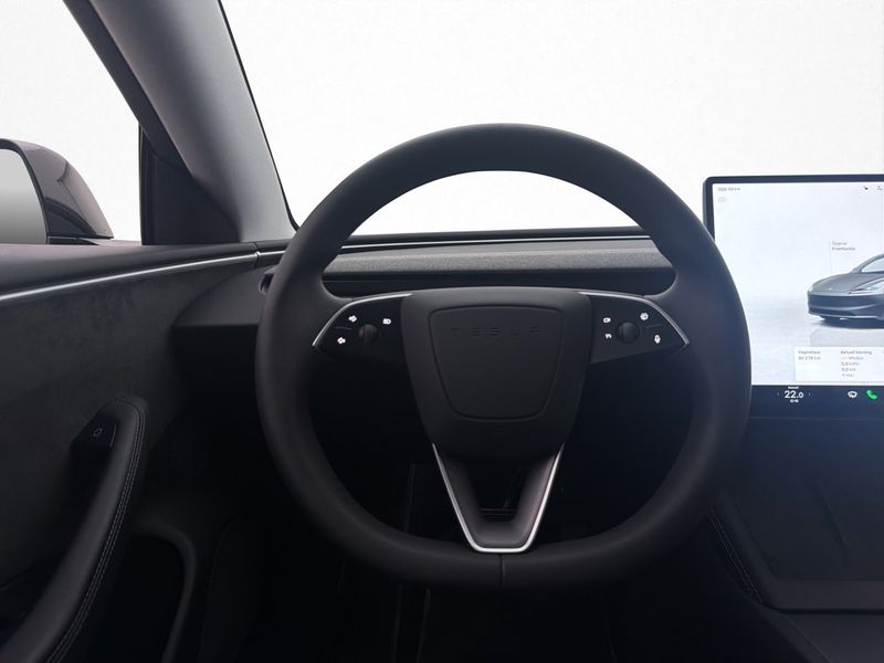 Tesla Model 3 bild 28