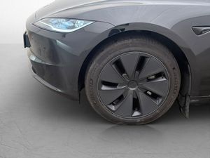 Tesla Model 3 bild 30
