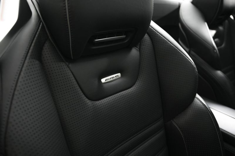 Mercedes SL63 AMG bild 26