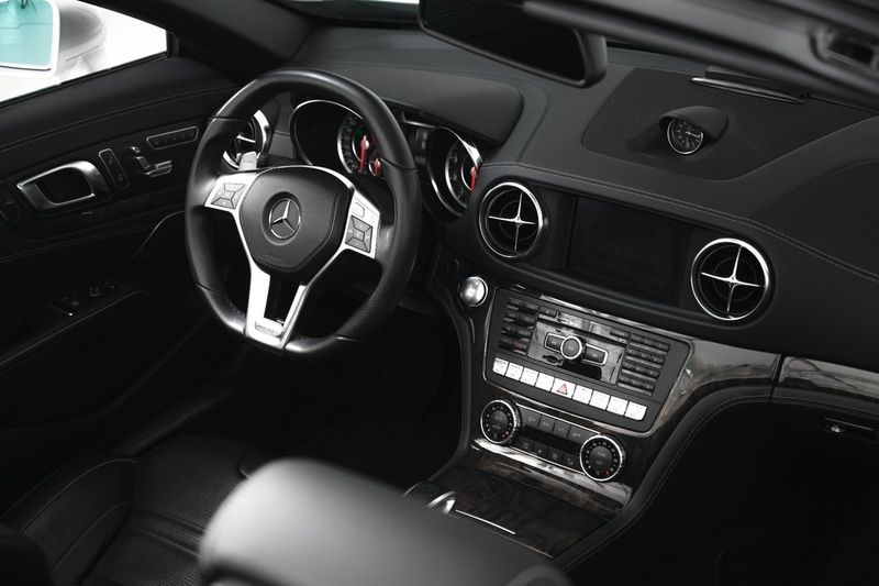 Mercedes SL63 AMG bild 24