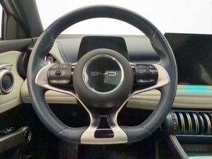 BYD Atto 3 bild 12