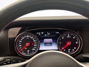 Mercedes E200 bild 15