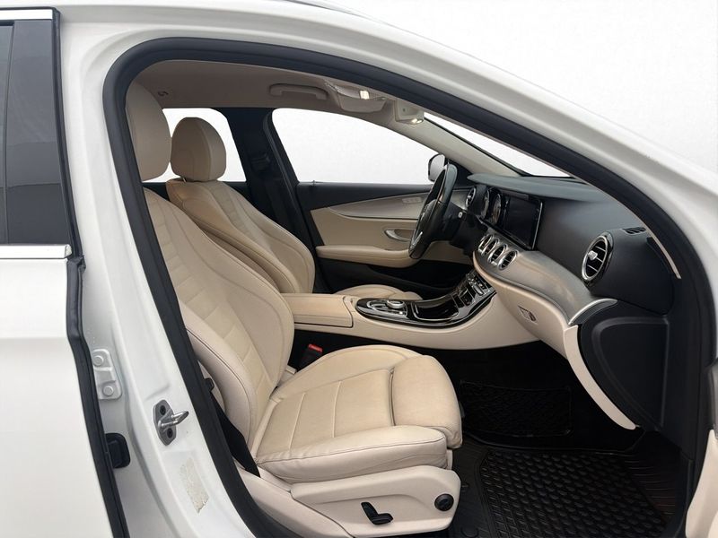Mercedes E200 bild 11