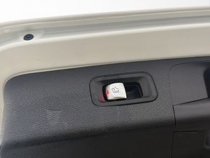 Mercedes E200 bild 25