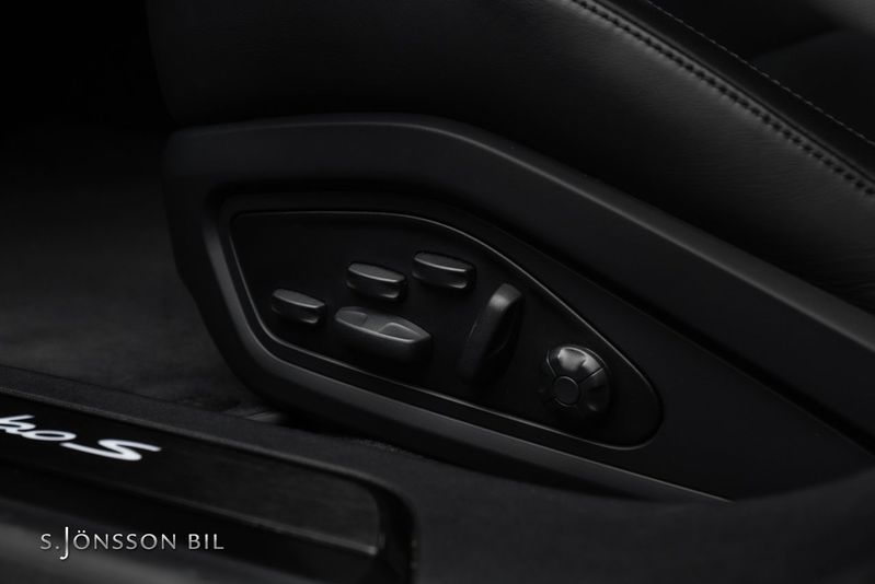 Porsche Taycan bild 18