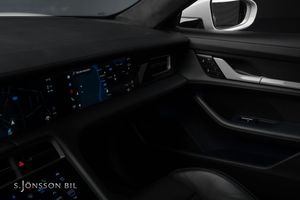 Porsche Taycan bild 19