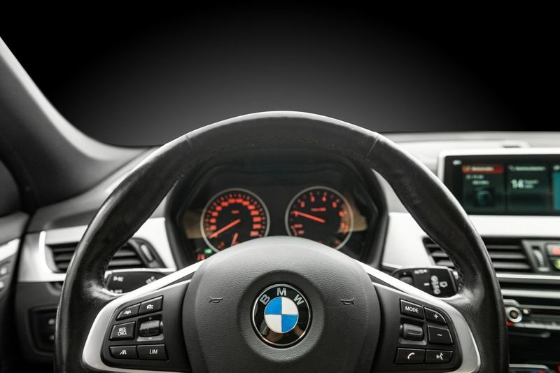 BMW X1 bild 9
