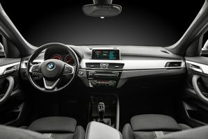 BMW X1 bild 8