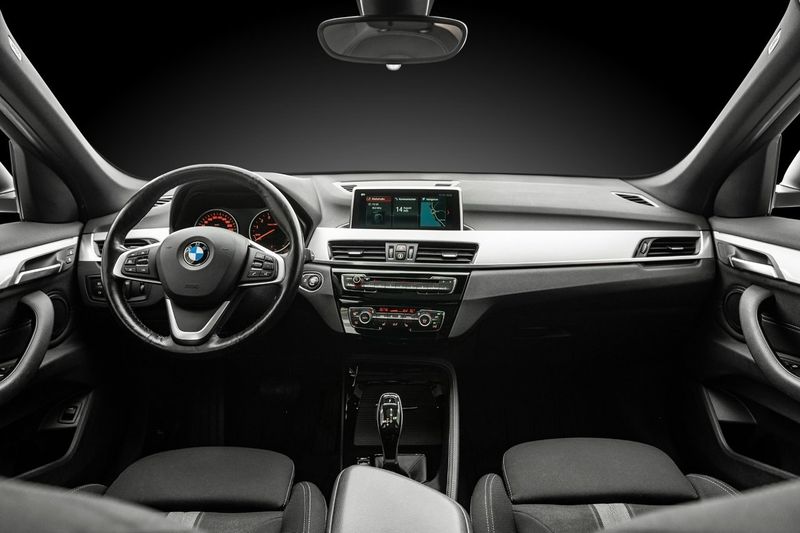 BMW X1 bild 8