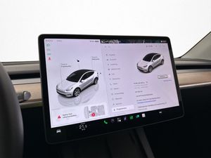 Tesla Model Y bild 28