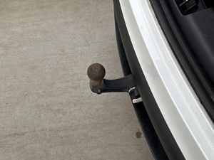 Tesla Model Y bild 11
