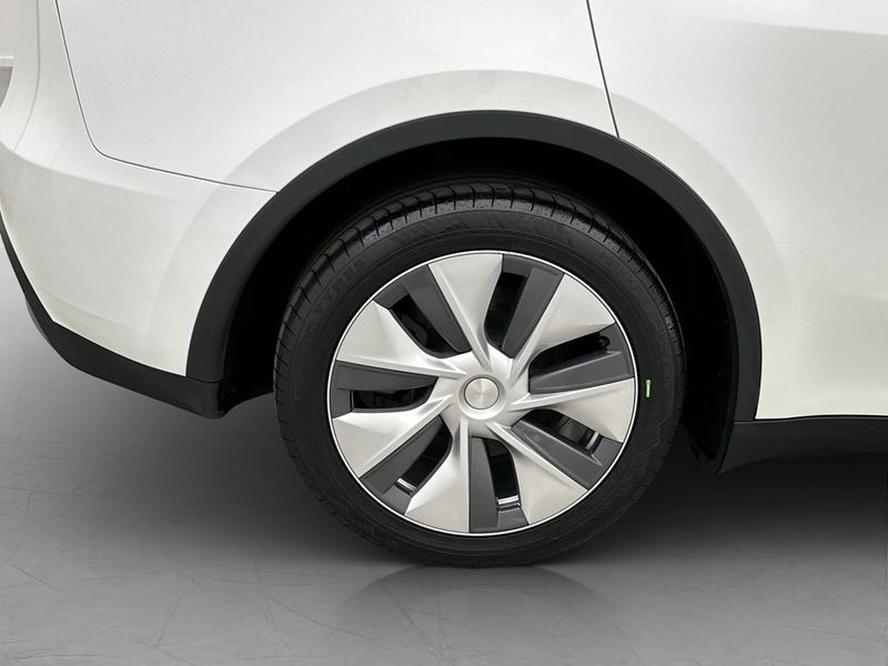 Tesla Model Y bild 34