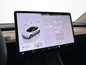 Tesla Model Y bild 27