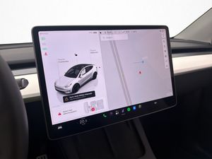 Tesla Model Y bild 23