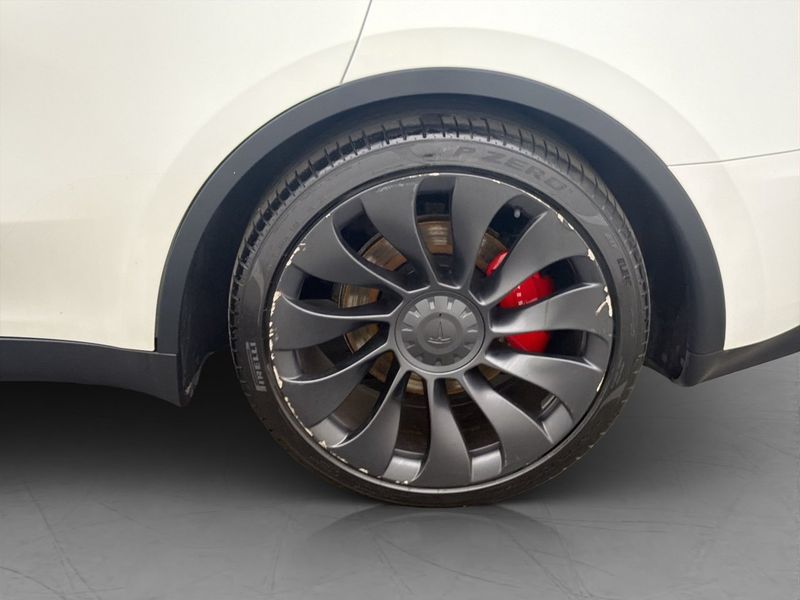 Tesla Model Y bild 29