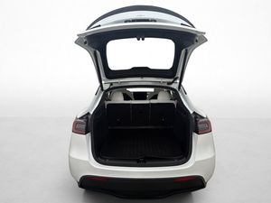 Tesla Model Y bild 11