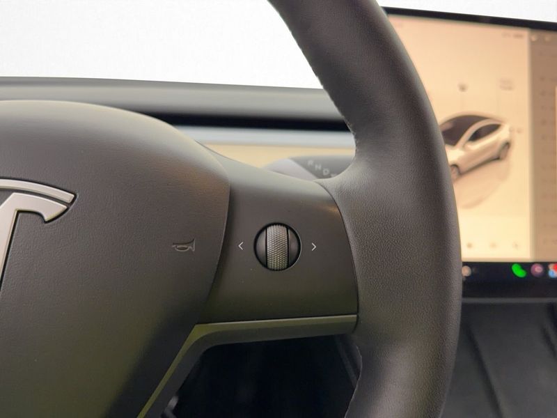 Tesla Model Y bild 29