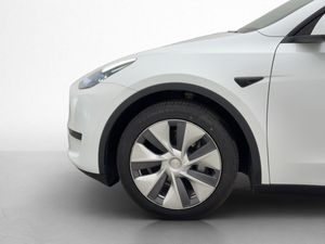 Tesla Model Y bild 33