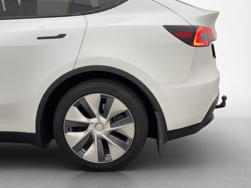 Tesla Model Y bild 34