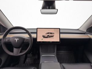 Tesla Model Y bild 15