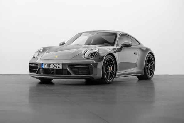 Porsche 992 911 Carrera 4 GTS - Bakaxelstyrning - 2024